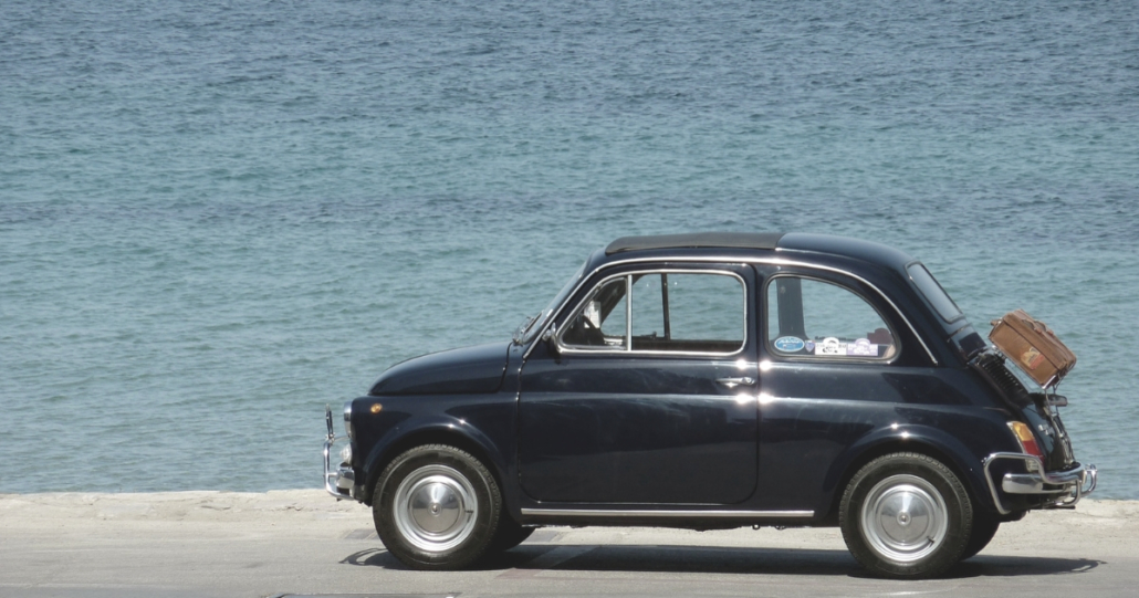 Circolare con auto d'epoca e auto storica 